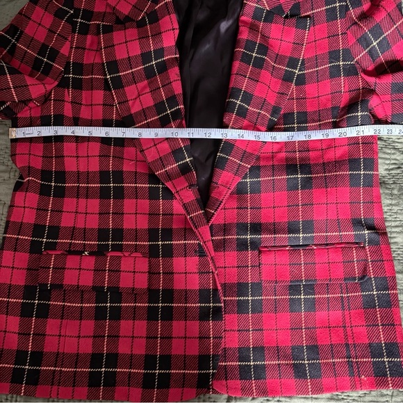 Vintage Pendleton Women's Red Plaid Wool Blazer - Picture 6 of 9